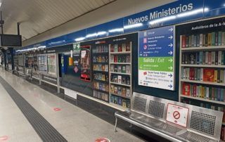 Biblioteca audiolibros en Metro de Madrid
