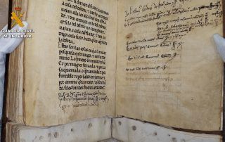 Códice del siglo XIII