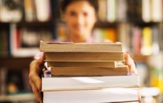 Cuántas clases de bibliotecarios podemos encontrar en la variedad de bibliotecas existentes