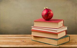 Decoración con libros en Navidad