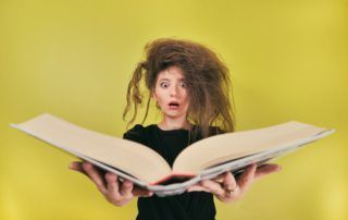 Es dura la vida de los libros y otros materiales de las bibliotecas