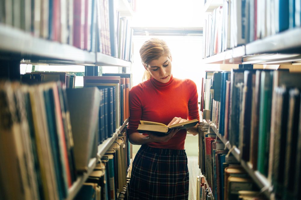 La labor del personal bibliotecario es sobresaliente e imprescindible en la sociedad