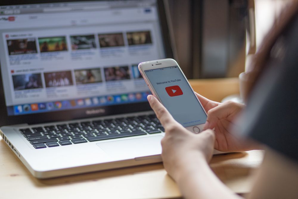 La presencia de las bibliotecas en Youtube podría calificarse como una prioridad