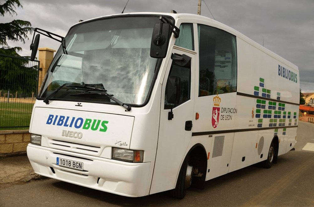 Seguridad sanitaria en los bibliobuses de León