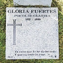 Tumba Gloria Fuertes