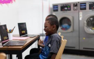Wash and Learn - Lavandería de Detroit